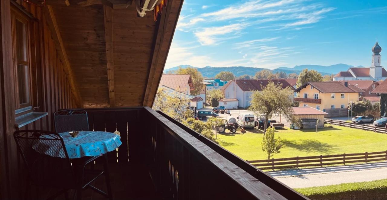 Haus Oberland Daire Bad Endorf Dış mekan fotoğraf